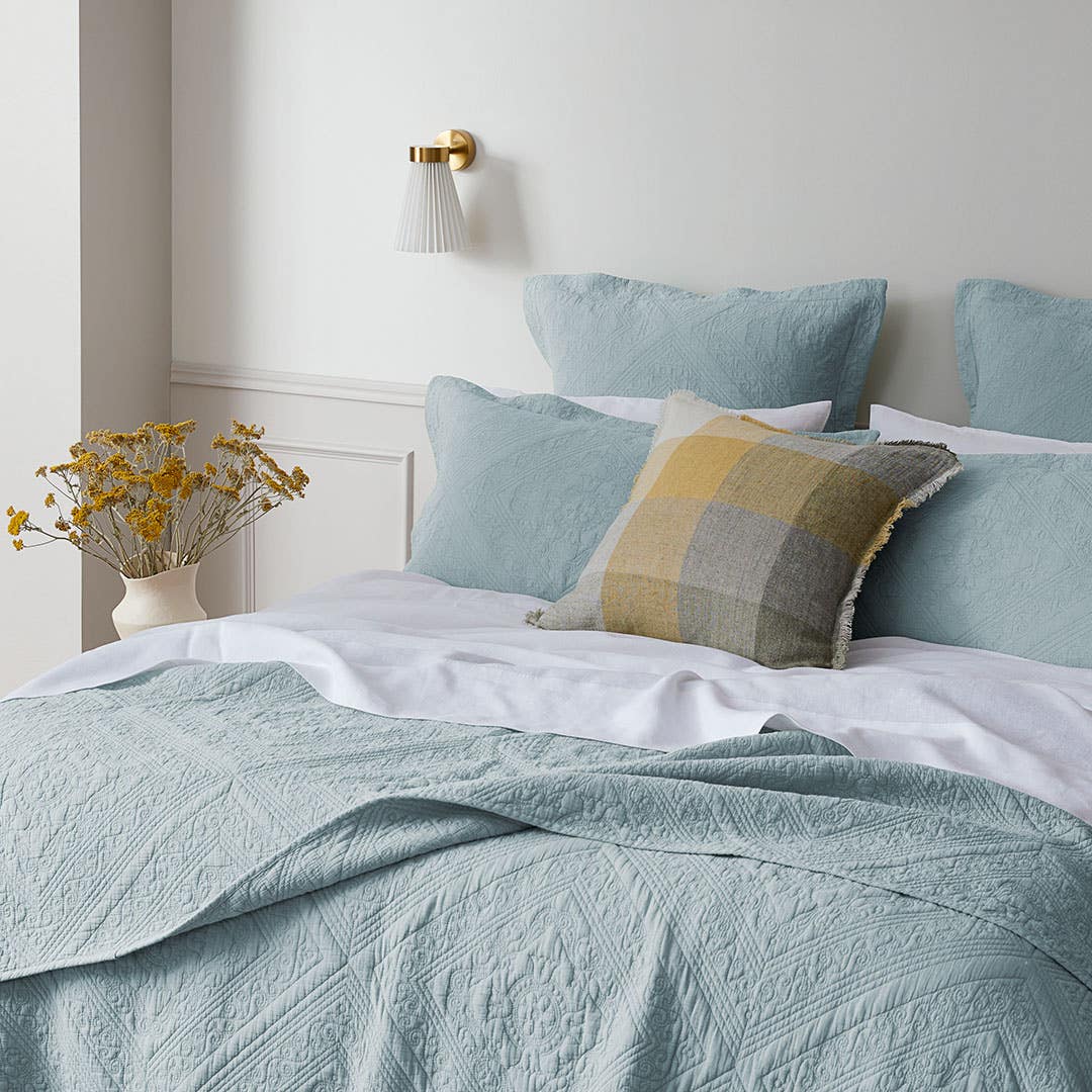 Asher Coverlet - Cloud Blue