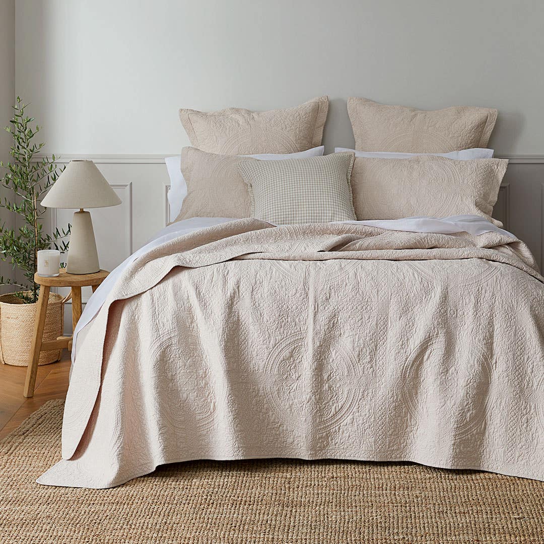 Artemida Bedspread - Stone