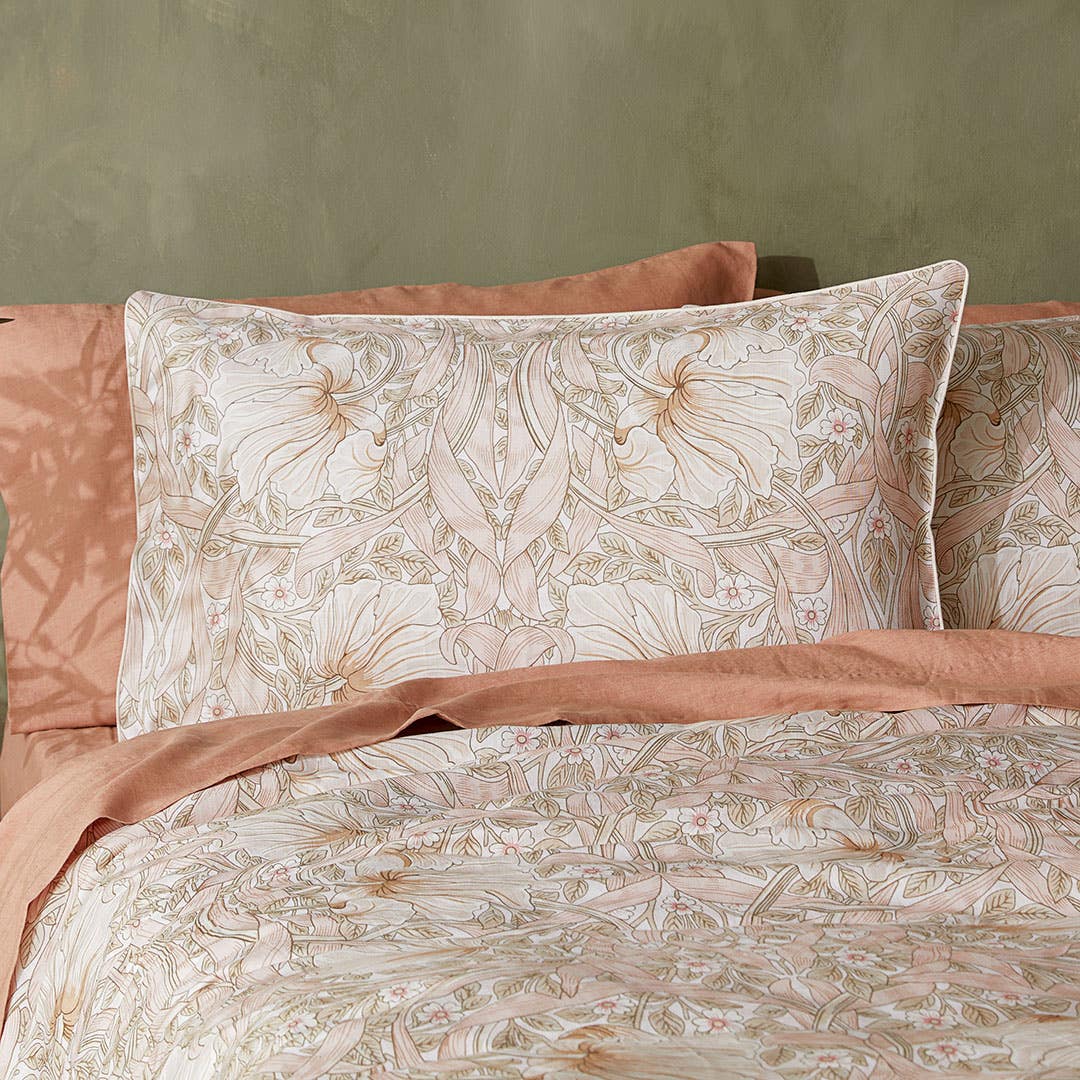 Pimpernel Quilt Cover - Pink